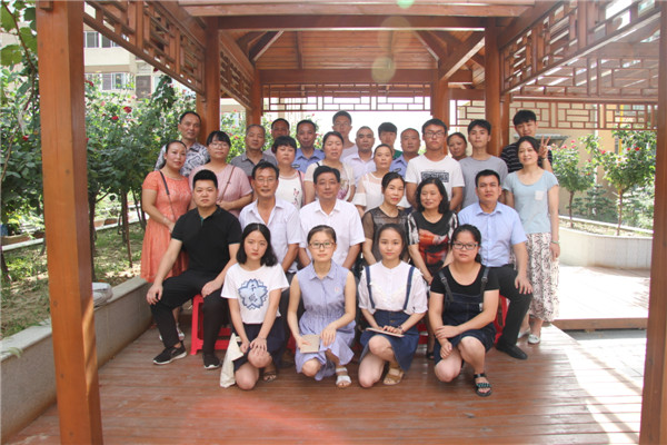 又是一年金秋季，助學(xué)圓夢暖人心----2017年寶業(yè)集團(tuán)“金秋助學(xué)”活動圓滿結(jié)束